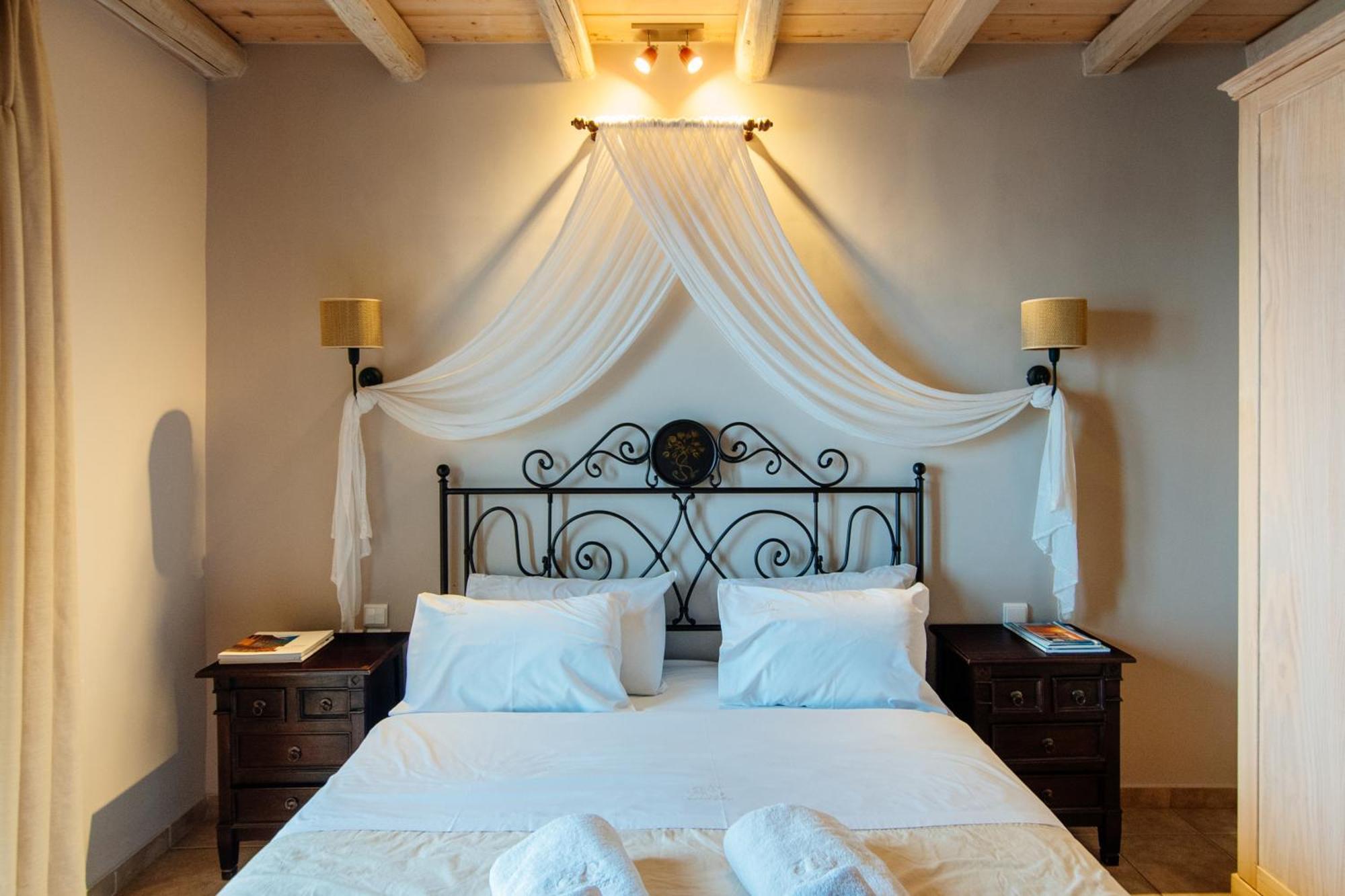 Apelon Tiritas Villas Leonidio Luaran gambar