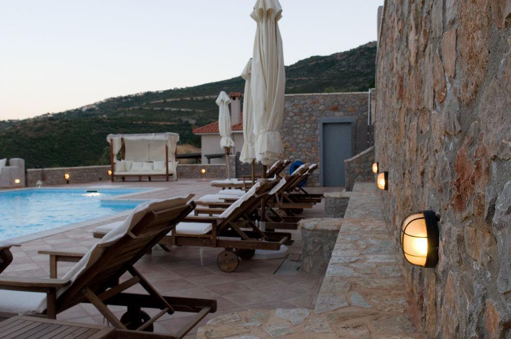 Apelon Tiritas Villas Leonidio Luaran gambar
