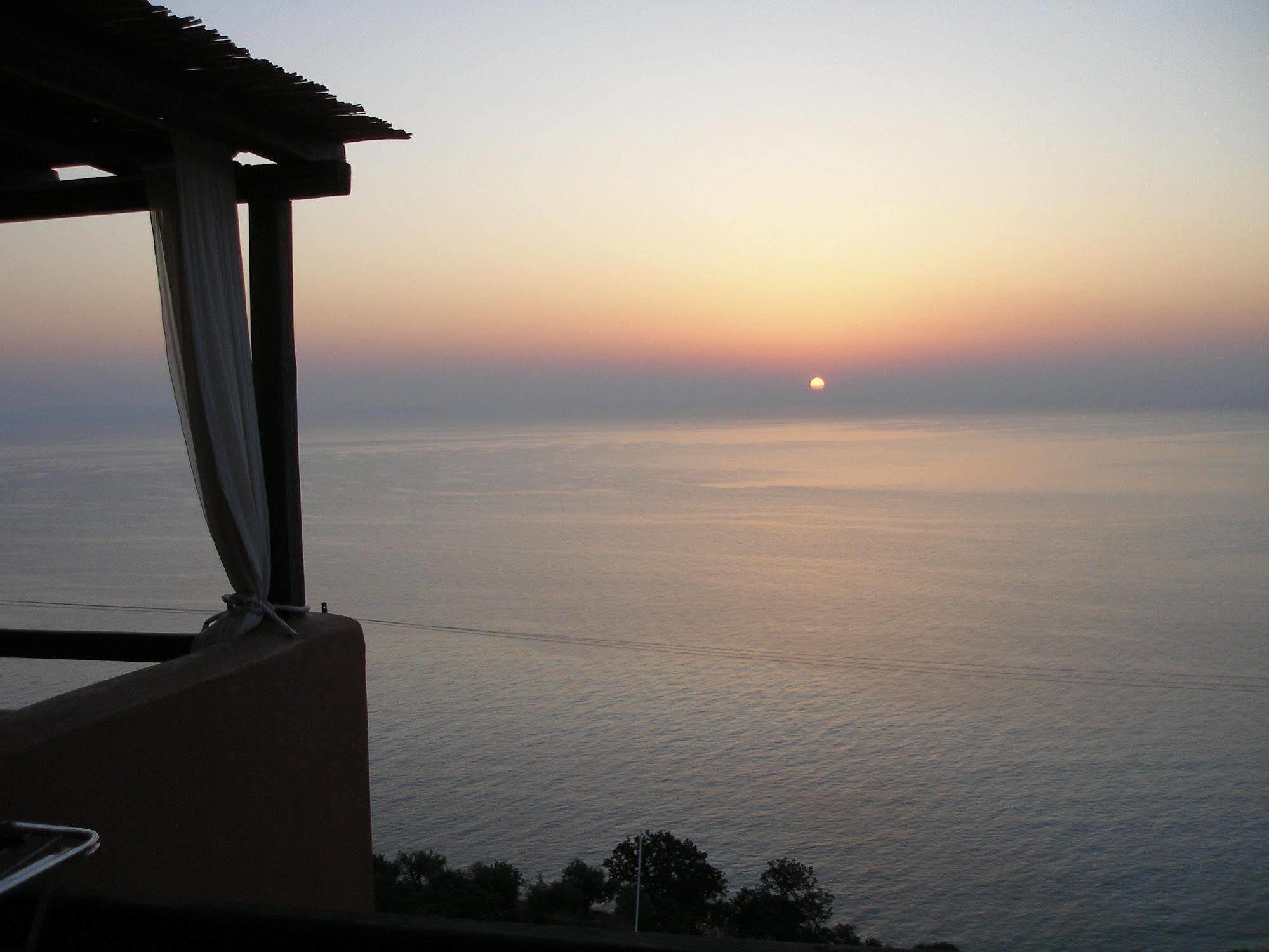 Apelon Tiritas Villas Leonidio Luaran gambar