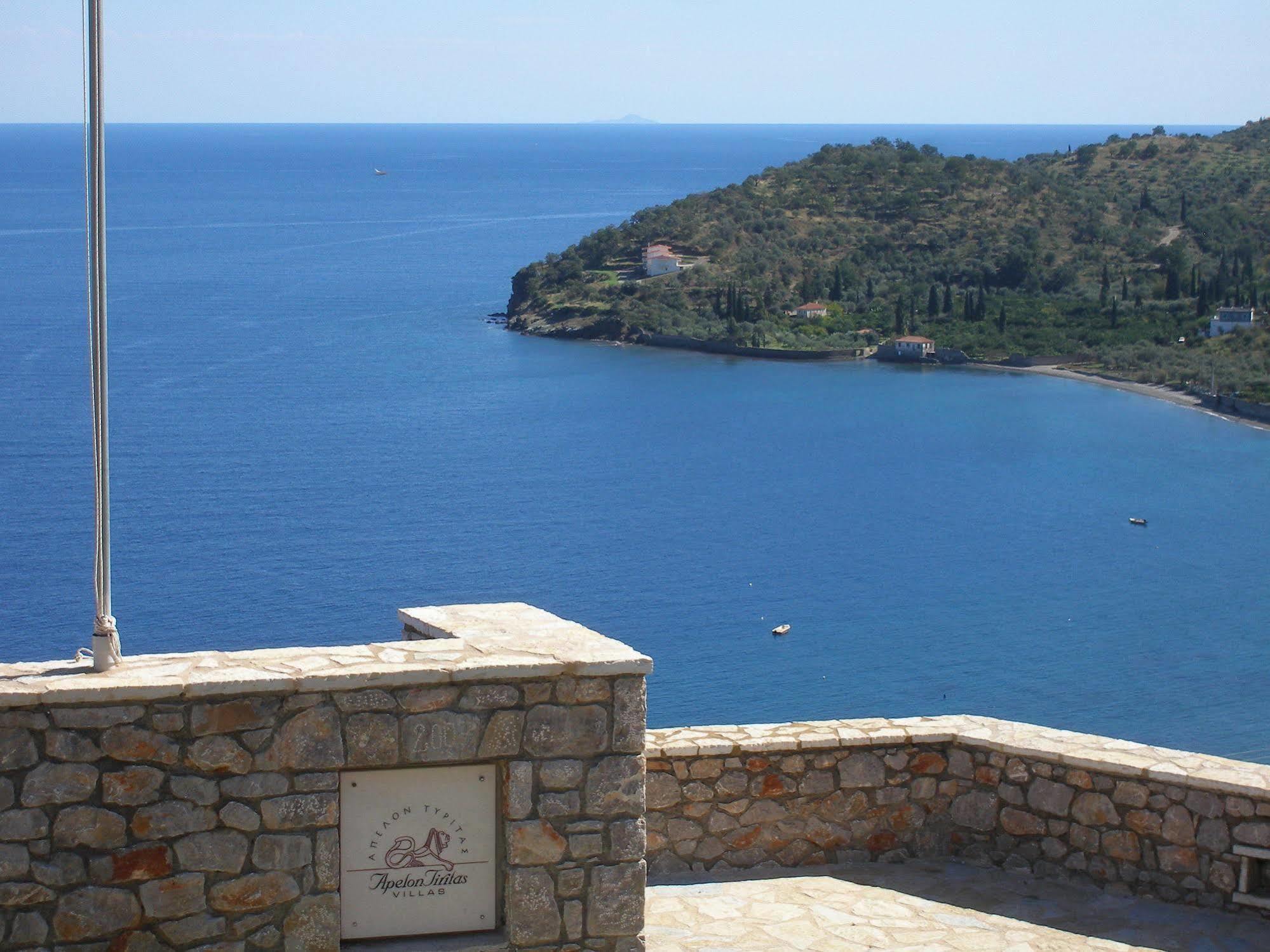 Apelon Tiritas Villas Leonidio Luaran gambar