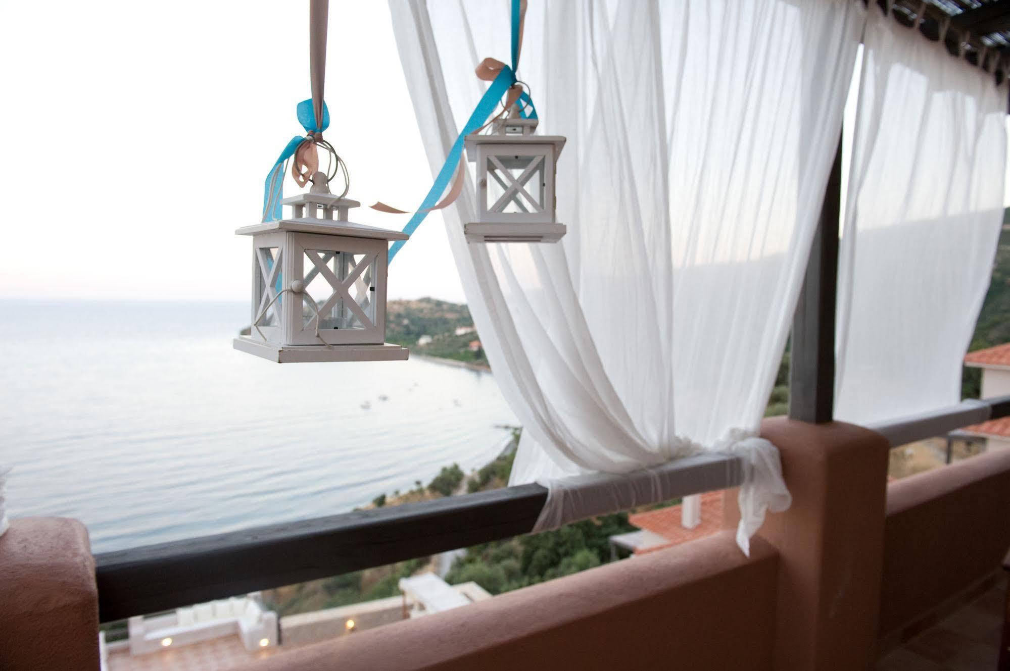 Apelon Tiritas Villas Leonidio Luaran gambar